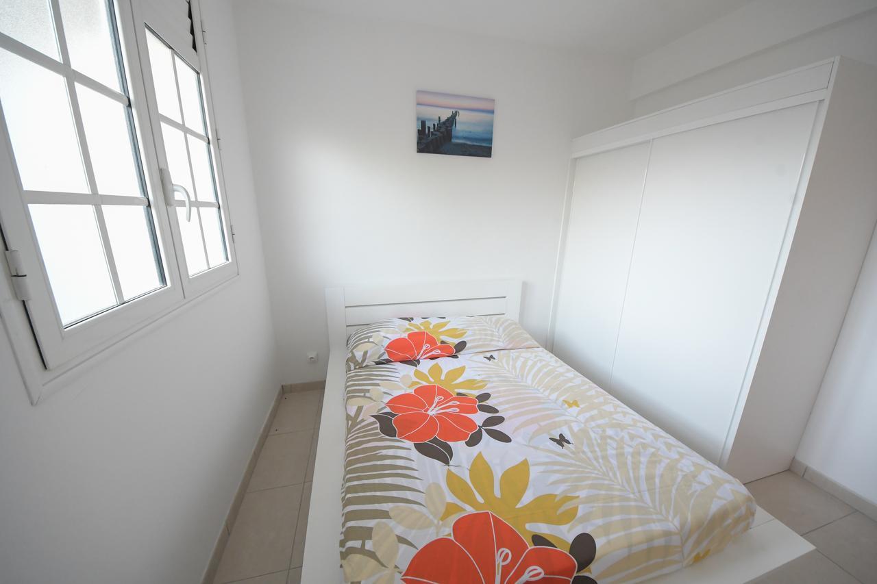 Residence Fruit De La Passion F4 Sainte-Anne Esterno foto