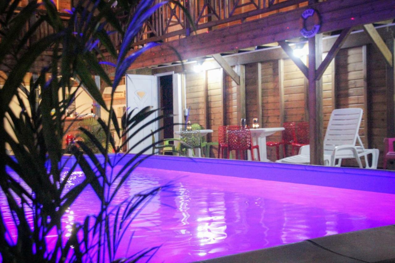 Residence Fruit De La Passion F4 Sainte-Anne Esterno foto
